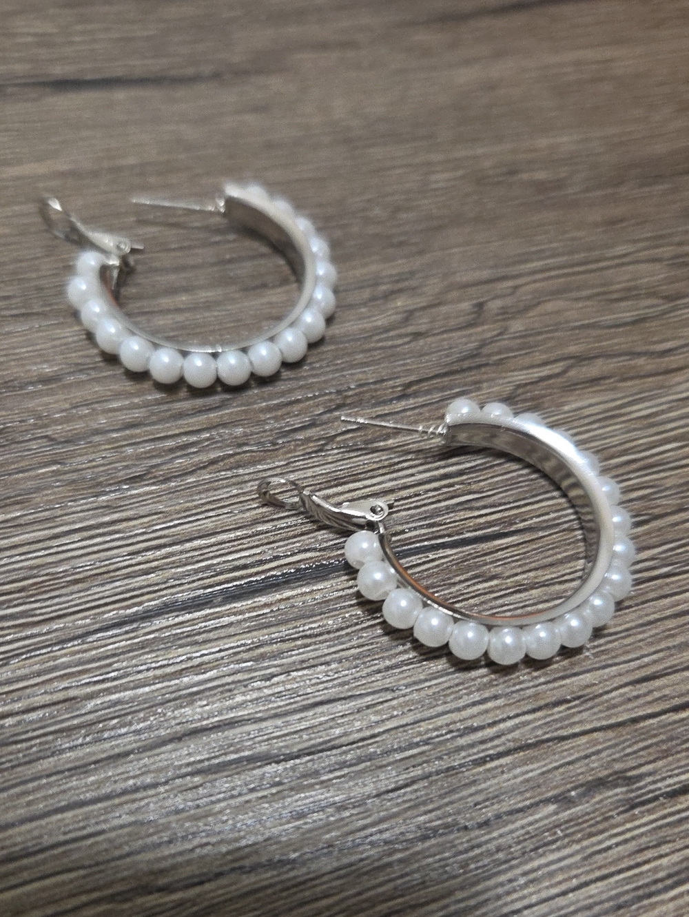 Fashion Jewelry White Pearl Hoop Earrings
